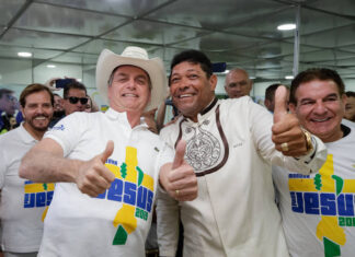 Deputado pede ao STF autorização para visitar Jair Bolsonaro com o pastor Valdemiro Santiago