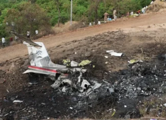 Queda de avião na Índia mata vice-ministro-chefe de Maharashtra e outras quatro pessoas
