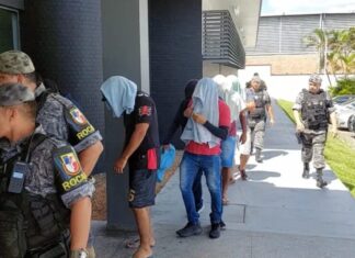 Policiais Militares acusados de chacina no Ramal Água Branca são reintegrados no Amazonas; entenda