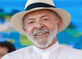 Lula passa por cirurgia de catarata no olho esquerdo e já está liberado em Brasília