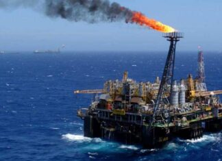 Petrobras supera metas e registra produção recorde de petróleo em 2025