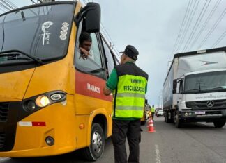 Micro-ônibus “amarelinho” é retirado de circulação após operação no bairro São José