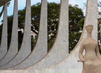 Supremo Tribunal Federal marca julgamento sobre suspensão de penduricalhos ilegais