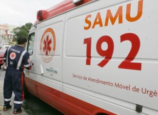 Motociclista atinge estudantes durante saída escolar na Avenida Itaúba em Manaus