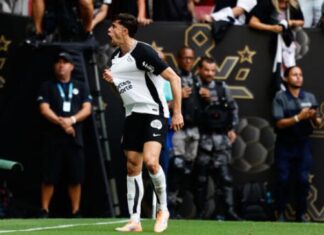 Corinthians vence Flamengo e embolsa R$ 11,5 milhões com título da Supercopa Rei