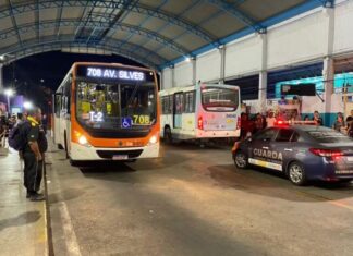 Rodoviários ameaçam greve em Manaus por falta de pagamento