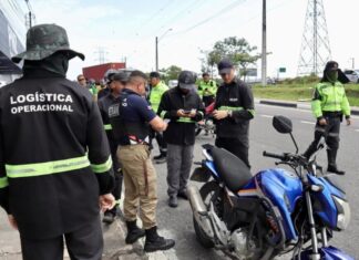 Blitz na Avenida das Torres registra 154 multas e remove 25 motocicletas