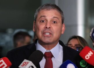 Governo planeja enviar projeto para acabar com escala 6×1