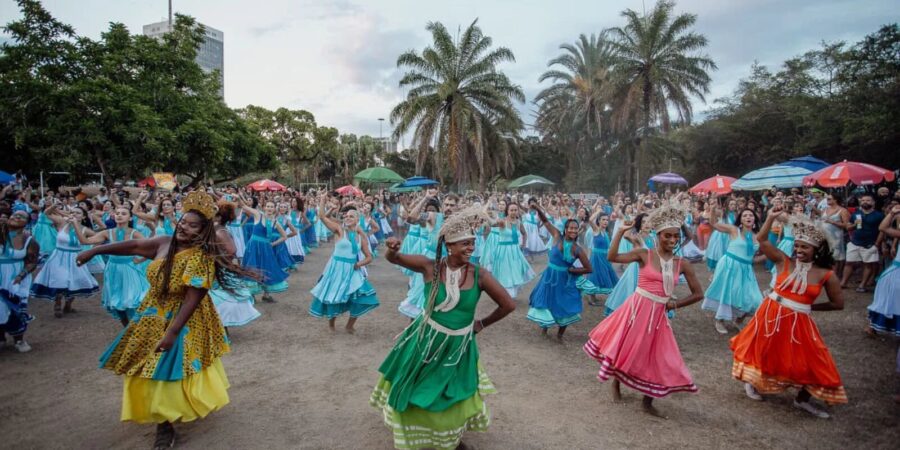 Tambores de Olokun recebem Prêmio Marielle Franco da Assembleia do Rio