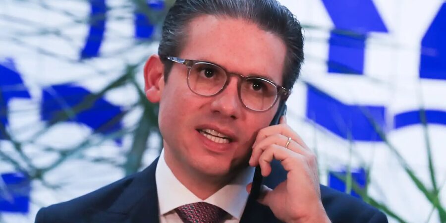 Proposta que visa acabar com jornada de trabalho 6x1 avança para comissão importante na Câmara