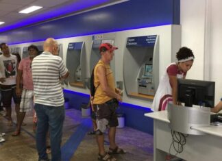 Bancos no Carnaval: saiba como funcionam pagamentos e transferências
