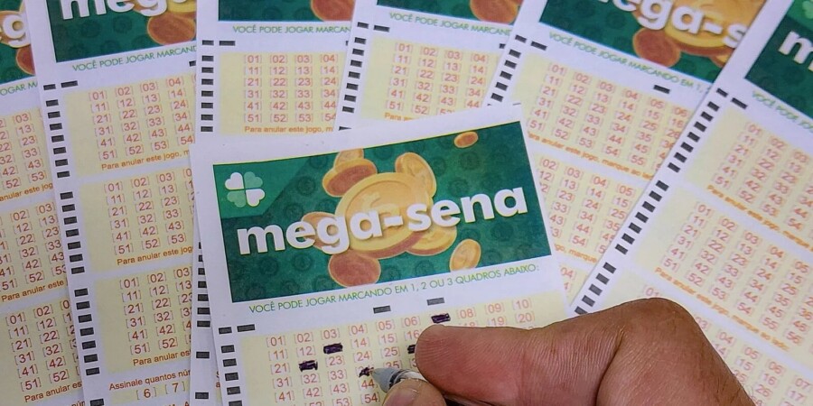 Mega-Sena acumula e sorteia R$ 55 milhões no próximo concurso