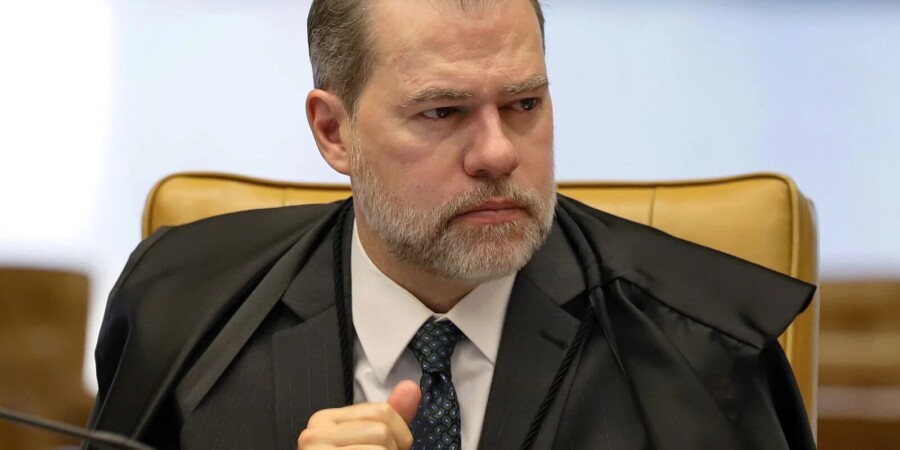 PF pede suspeição de Dias Toffoli em inquérito do Banco Master