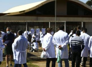 MEC revoga edital para criação de novos cursos de medicina particulares