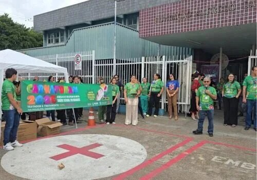 Carnafuham 2026: Fundação Alfredo da Matta promove blitz educativa em Manaus para alertar sobre prevenção de ISTs