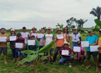 Sepror qualifica produtores de melancia e hortaliças em Manaquiri com boas práticas