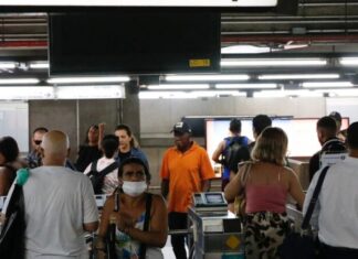 Metrô de SP terá funcionamento ininterrupto na virada de sábado para domingo de Carnaval