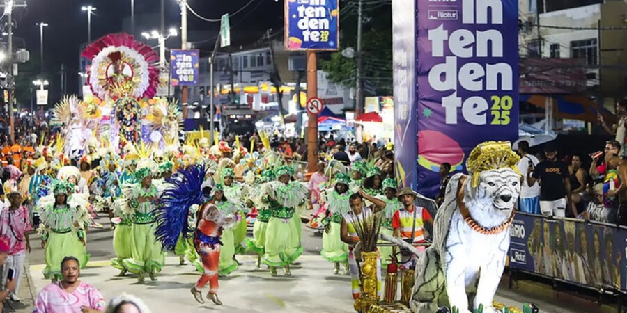 Intendente Magalhães: o coração popular do carnaval carioca pulsa com amor ao samba e sentimento de comunidade