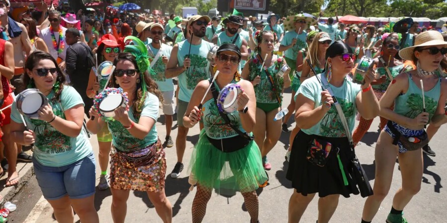 Quizomba une carnaval e ecologia no Aterro do Flamengo com foco em futuro do planeta