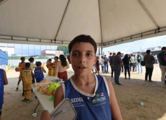 Governador Wilson Lima entrega Arena Poliesportiva Estrela revitalizada na Compensa, em Manaus