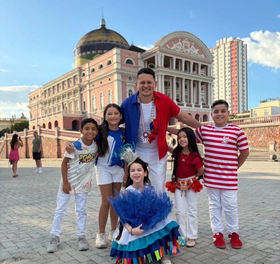 Carnaval na Floresta 2026: Toada Kids gratuito encanta crianças no Largo de São Sebastião