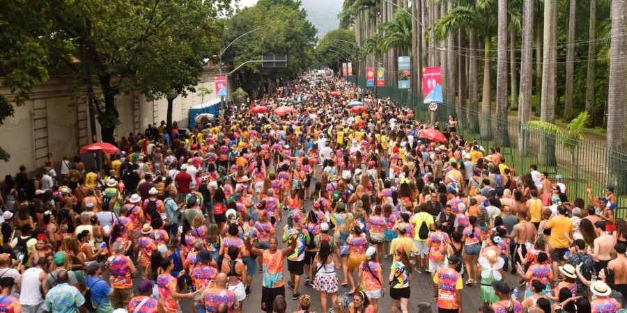 Carnaval no Rio: confira a programação completa de blocos de rua para este sábado