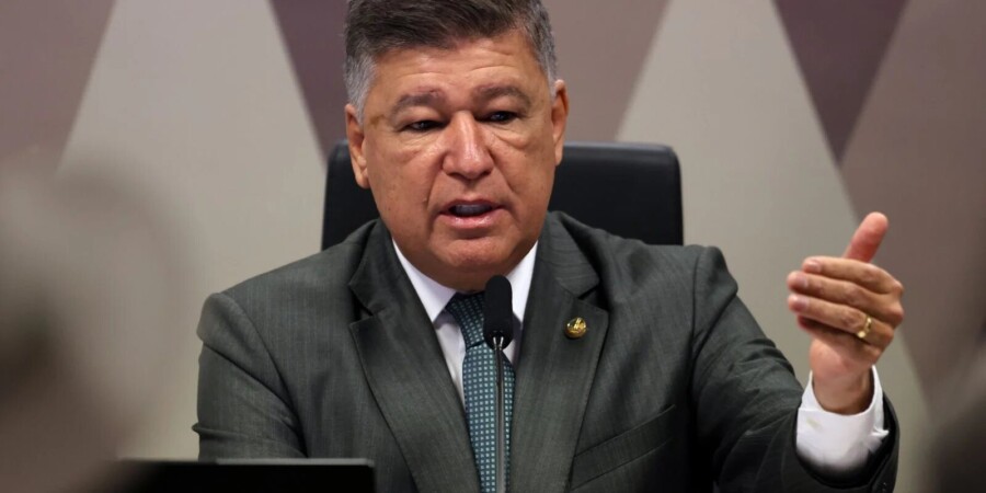 Carlos Viana recorre ao STF para obrigar depoimento de Daniel Vorcaro na CPMI do INSS