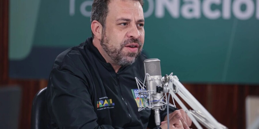 Fim da escala 6x1 é prioridade do governo, afirma ministro Guilherme Boulos
