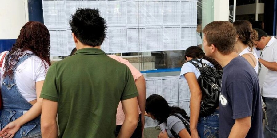 Cursinhos populares e comunitários podem se inscrever na rede do MEC até sexta-feira (27)