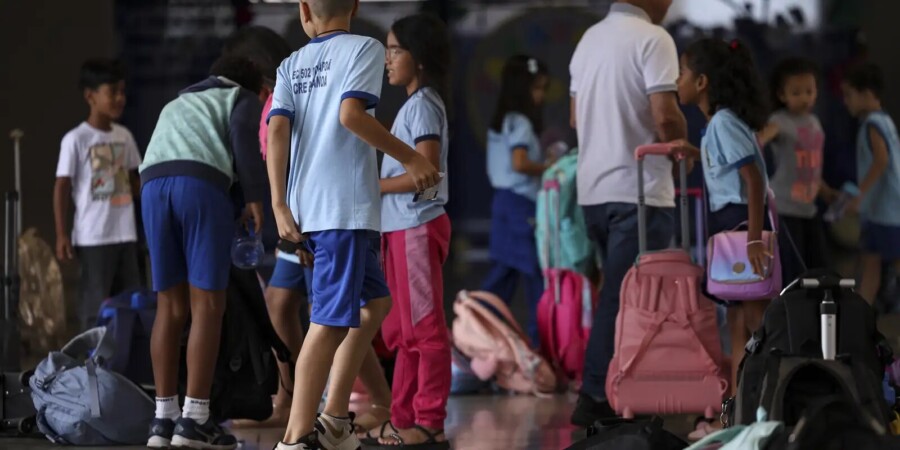Um em cada quatro alunos da rede pública estuda em tempo integral, aponta levantamento