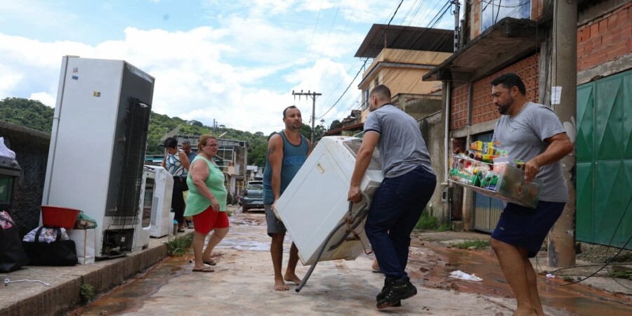 Saúde envia equipes do SUS para áreas atingidas pelas chuvas em Minas Gerais