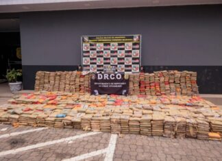 Polícia Militar do Amazonas apreende 2,7 toneladas de drogas e prende 11 pessoas em Manaus