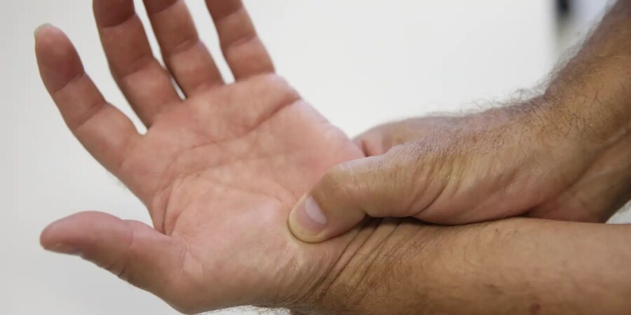 Novas diretrizes do SUS ampliam o tratamento de fibromialgia no Brasil