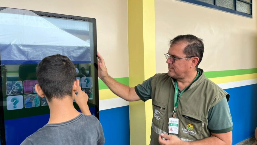 FVS-RCP leva orientação e prevenção sobre doenças durante o Governo Presente no Japiim