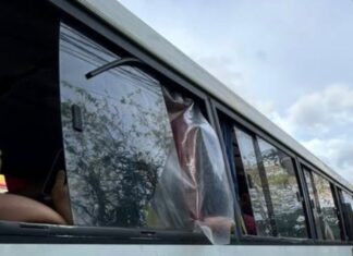 Operação flagra ônibus circulando sem janela no bairro Jorge Teixeira, zona leste de Manaus