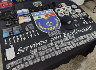 Operação da PM prende sete suspeitos e apreende drogas no beco Caixa d’Água, em Manaus