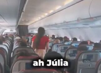 Jovem é interrompida ao pregar durante voo e vídeo repercute; assista!