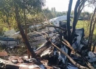 Avião com R$ 15 milhões cai no Paraguai e dinheiro é saqueado por moradores