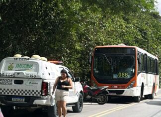 Passageiro é morto a tiros dentro de ônibus em Manaus