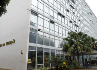 MEC muda regras e alunos do ensino médio serão inscritos automaticamente no Enem