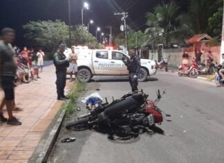 Homem morre e duas pessoas ficam feridas após acidente entre motos no Amazonas