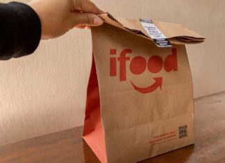 Plataformas de transporte e delivery são notificadas por falta de transparência