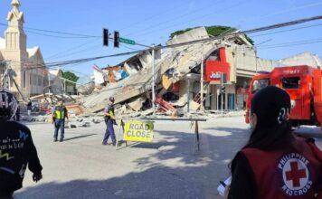 Terremoto de magnitude 7,8 destrói prédios e deixa mortos nas Filipinas