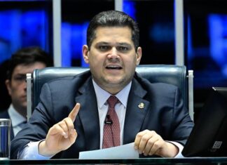 Tramitação da PEC do fim da escala 6×1 continua travada no Senado Federal