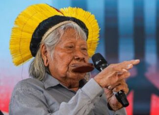 Cacique Raoni é internado novamente em estado grave na UTI
