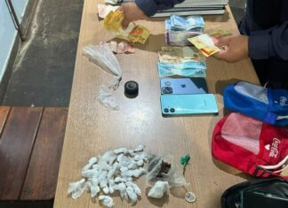 Dupla é presa por tráfico de drogas durante operação de segurança do Festival de Parintins