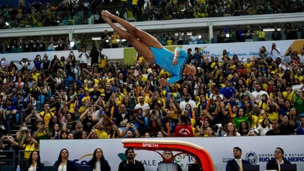 rebeca andrade