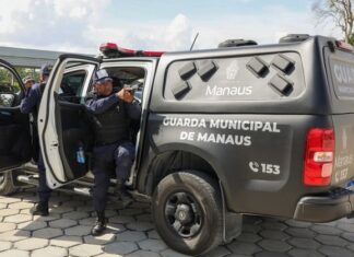 Denúncia leva à prisão de casal suspeito de maltratar cachorro em Manaus