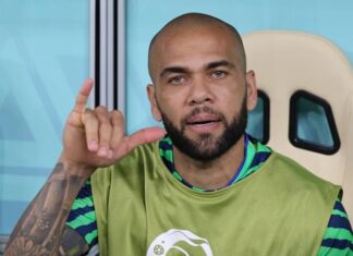 Daniel Alves diz que foi mais feliz na prisão do que nos tempos de jogador