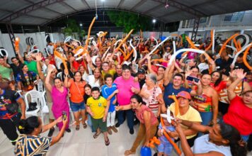 David Reis participa de encontro com lideranças e moradores do Colônia Santo Antônio, na Zona Norte de Manaus